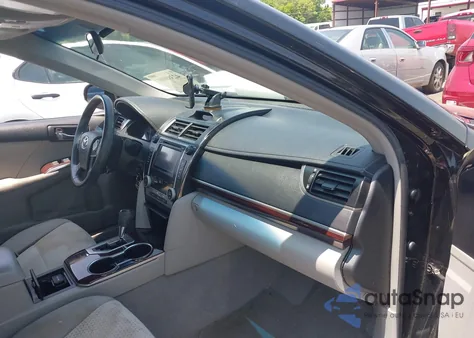 2012 Toyota Camry Xle z USA, uszkodzony, nr VIN 4T4BF1FK8CR205084